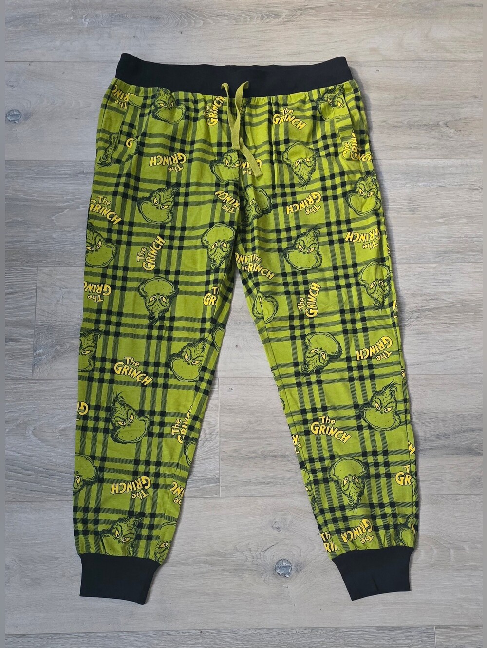 Universal Studios The Grinch Plaid Pajama Pants